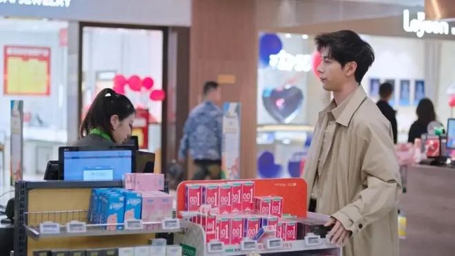 破 2000 亿:年轻人不谈恋爱了?不朽情缘网站避孕套卖不动了情趣用品却(图5) 破 2000 亿:年轻人不谈恋爱了?不朽情缘网站避孕套卖不动了情趣用品却(图5)